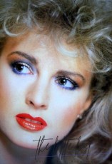 80s-makeup-trends-31