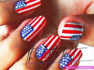 american-flag-nail-design-ideas-37