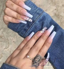 blue-ombre-nails-trends-32