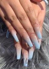 blue-ombre-nails-trends-37