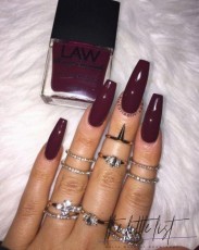 burgundy-nails-trends-32