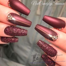 burgundy-nails-trends-42