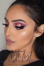 45 Top Rose Gold Makeup Ideas To Look Like A Goddess