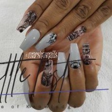 henna-nail-designs-ideas-42