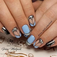 homecoming-nails-trends-37