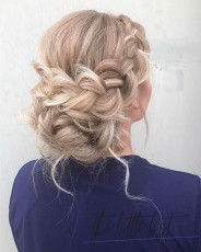 prom-hairstyles-for-long-hair-trends-38