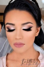 prom-makeup-trends-37