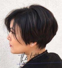 short-hairstyles-for-thick-hair-ideas-45