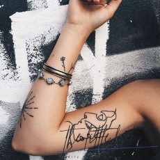 18 Unbelievable Pretty Simple Tattoos To Decorate Your Body With