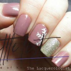 simple-winter-nails-ideas-34