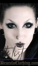 vampire-makeup-trends-36