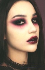 vampire-makeup-trends-38