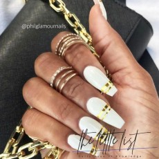 white-coffin-nails-trends-34