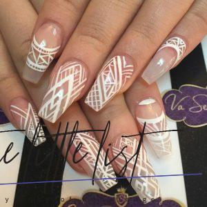 How To Apply Henna On Nails: Great Design With Tutorial