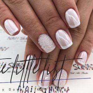 45+ Top Newest Homecoming Nails Designs