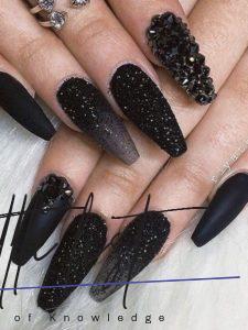 27 Matte Black Nails That Will Make You Thrilled