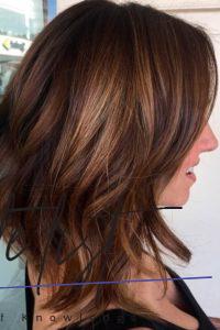 Medium Layered Haircuts 2020: Medium Length Hairstyles with Layers