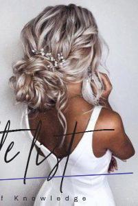 68 Stunning Prom Hairstyles For Long Hair For 2020