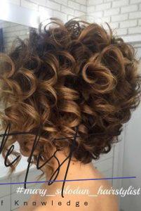 Short Curly Hairstyles 2020: 30 Trendy Short Curly Haircuts