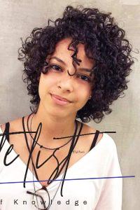 Short Curly Hairstyles 2020: 30 Trendy Short Curly Haircuts