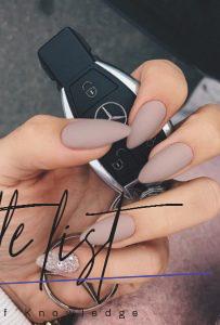 Matte Nails 2020: Trendy Designs for Long or Short Nails