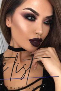 42 Glam and Sexy Vampire Makeup Ideas 2020