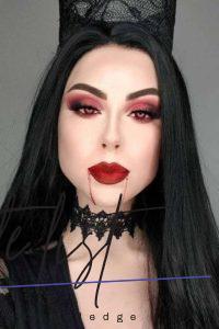 42 Glam and Sexy Vampire Makeup Ideas 2020