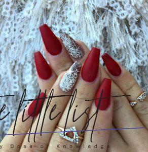 38 Perfect Winter Nails For The Holiday Season And More