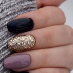 List : 38 Perfect Winter Nails For The Holiday Season And More