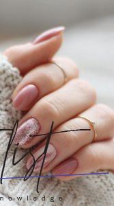 38 Perfect Winter Nails For The Holiday Season And More