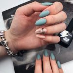 38 Perfect Winter Nails For The Holiday Season And More