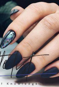 38 Perfect Winter Nails For The Holiday Season And More