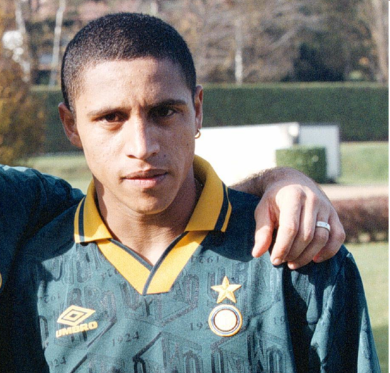 Roberto Carlos one of the best free kickers in the world