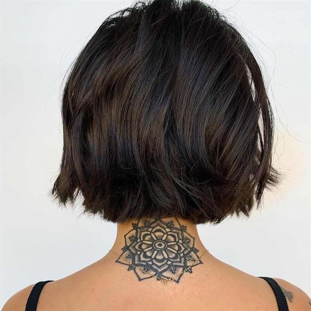 female haircuts 2021 round face