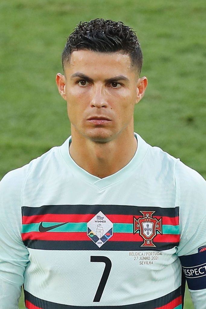 soccer player cristiano ronaldo with fade cut