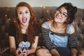 84 phrases to caption photos with your friends!
