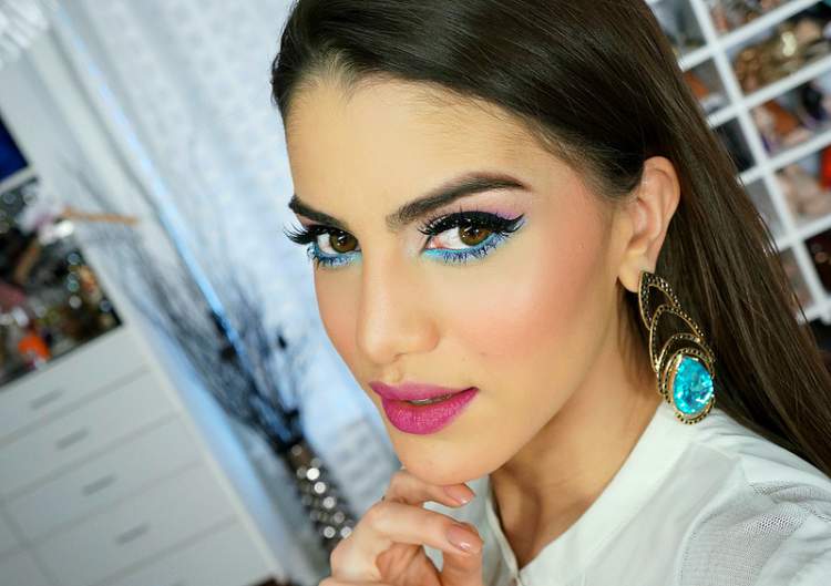Egyptian makeup