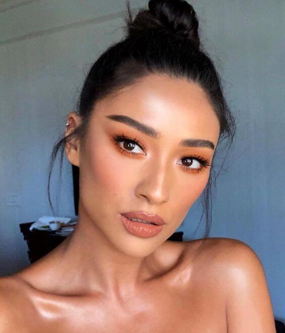 nude makeup make up for light prom for 2020 prom