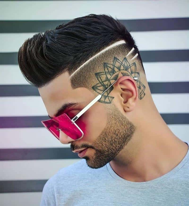 haircut with 2 streaks