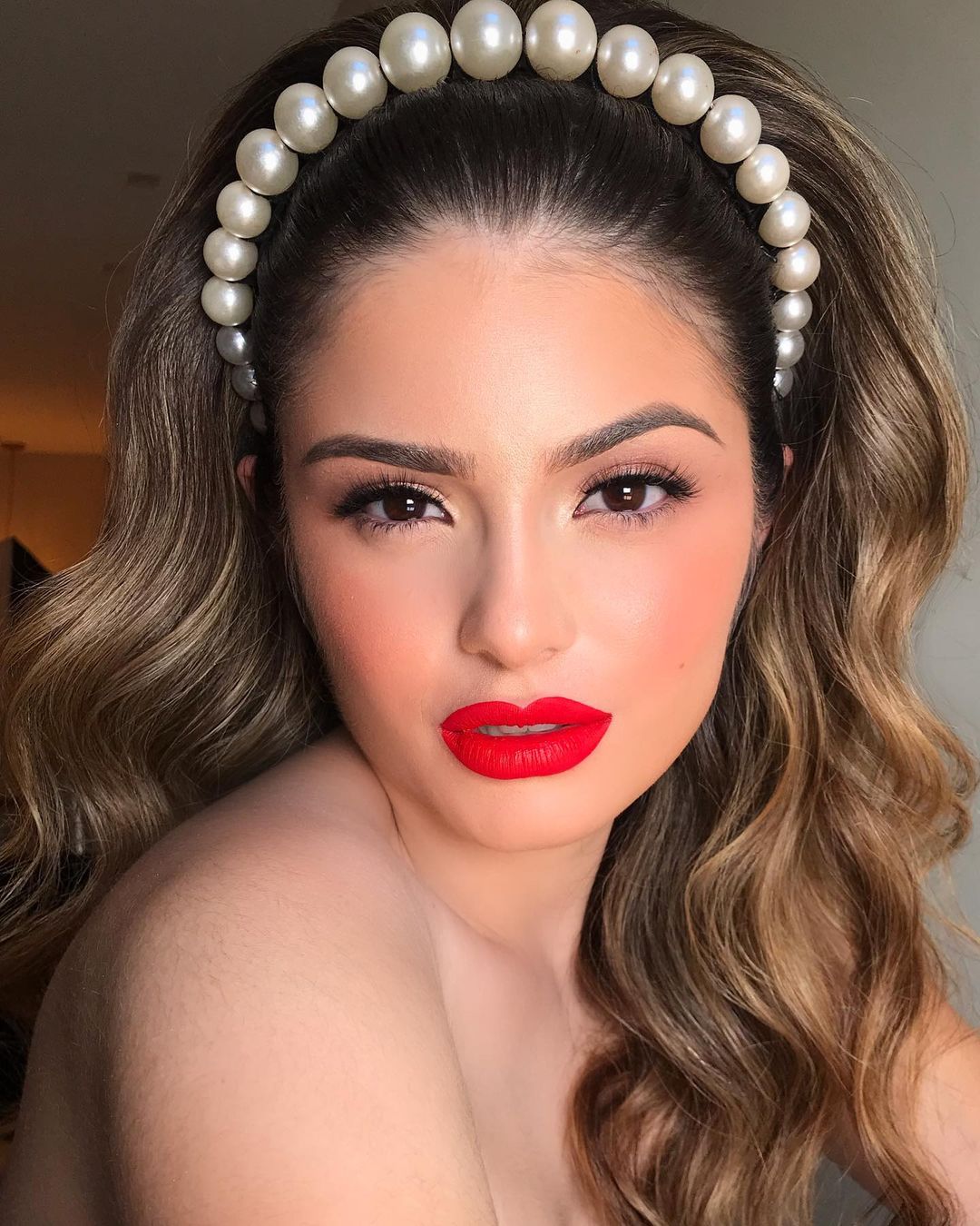 bridal makeup with red lipstick