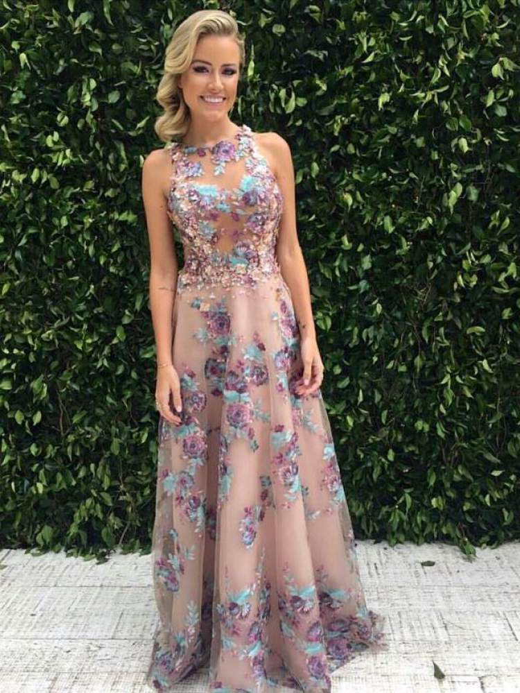 What to wear to a daytime country wedding