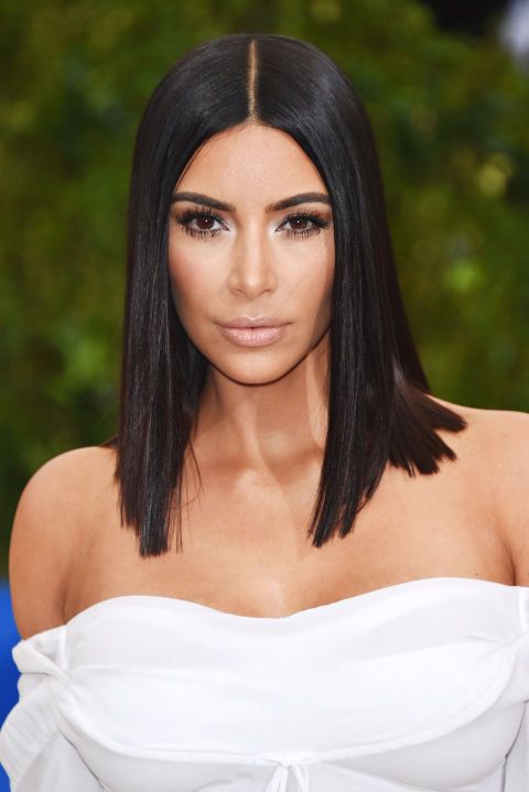 2018 haircut kim kardashian blunt cut
