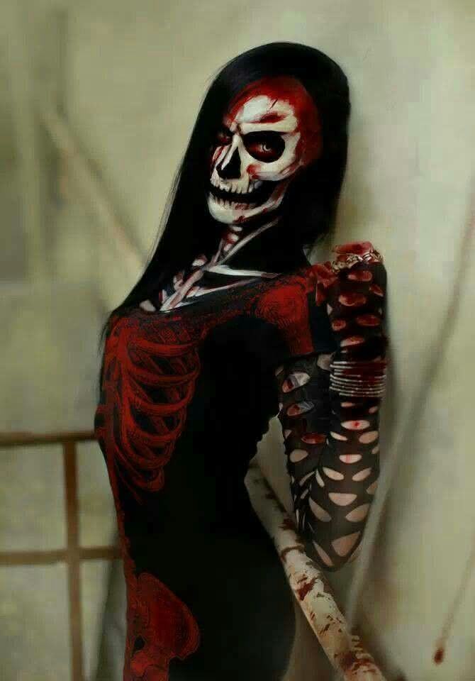 female skull costume
