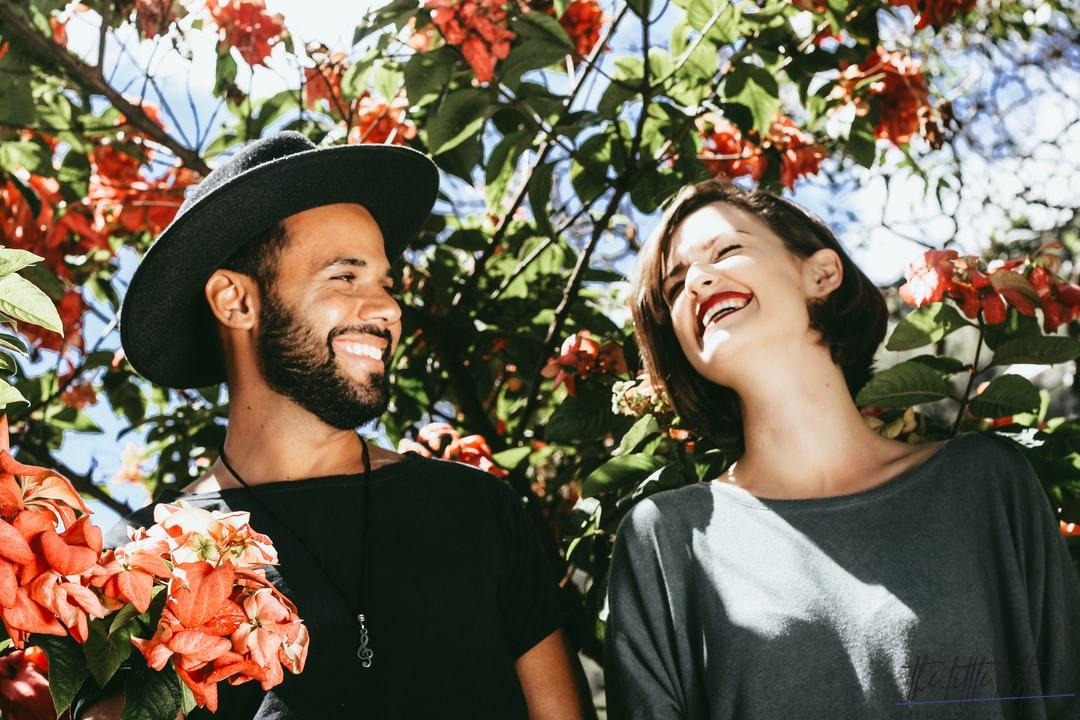 50 Phrases for a Photo Caption with a Smiling Boyfriend |  What caption for Instagram