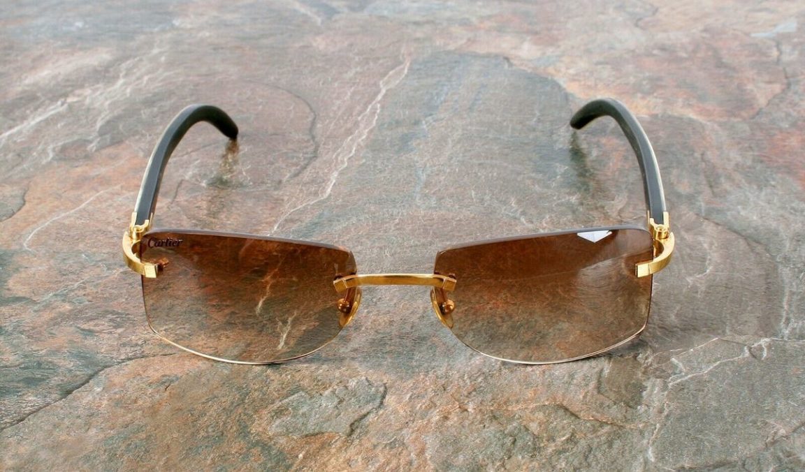 Are Versace glasses real gold?