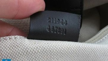 Do all Gucci wallets have serial number?