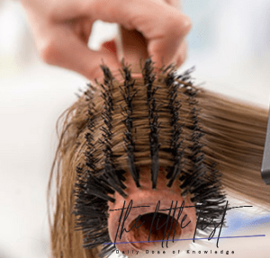 Hair relaxation at the hairline and progressive brush at the ends