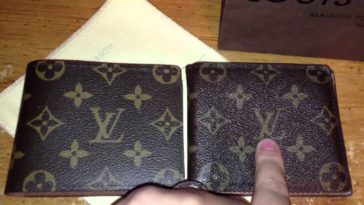 How can you tell if a Coach wallet is authentic?
