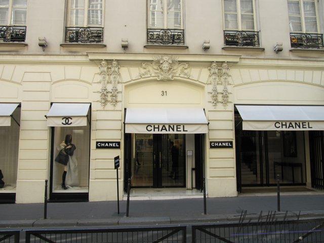 Is Chanel cheaper in Paris airport?