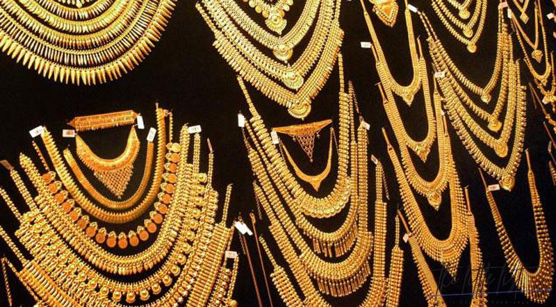 Is gold in Dubai cheaper than India?